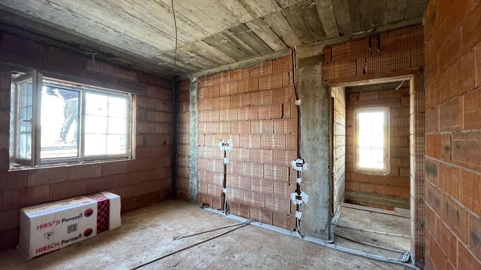 Duplex 95mp - zona Valery - Mosnita Noua - Poză 5