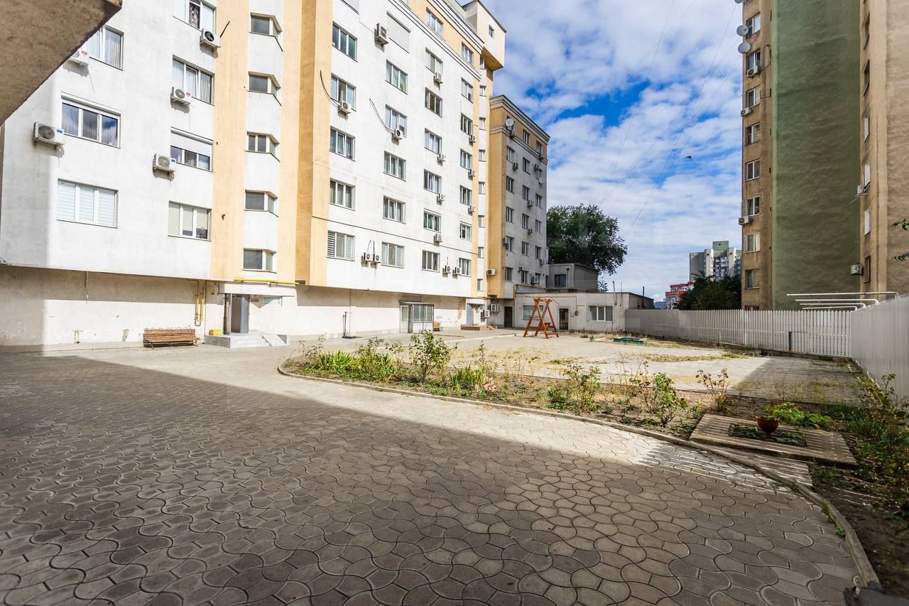 Chirie, apartament, 3 camere, strada Ismail , Centru. - Poză 15