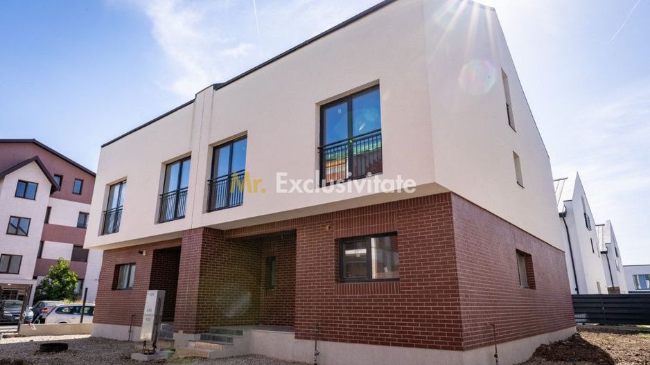 Vila Otopeni central 222mp cu gradina - Poză 2