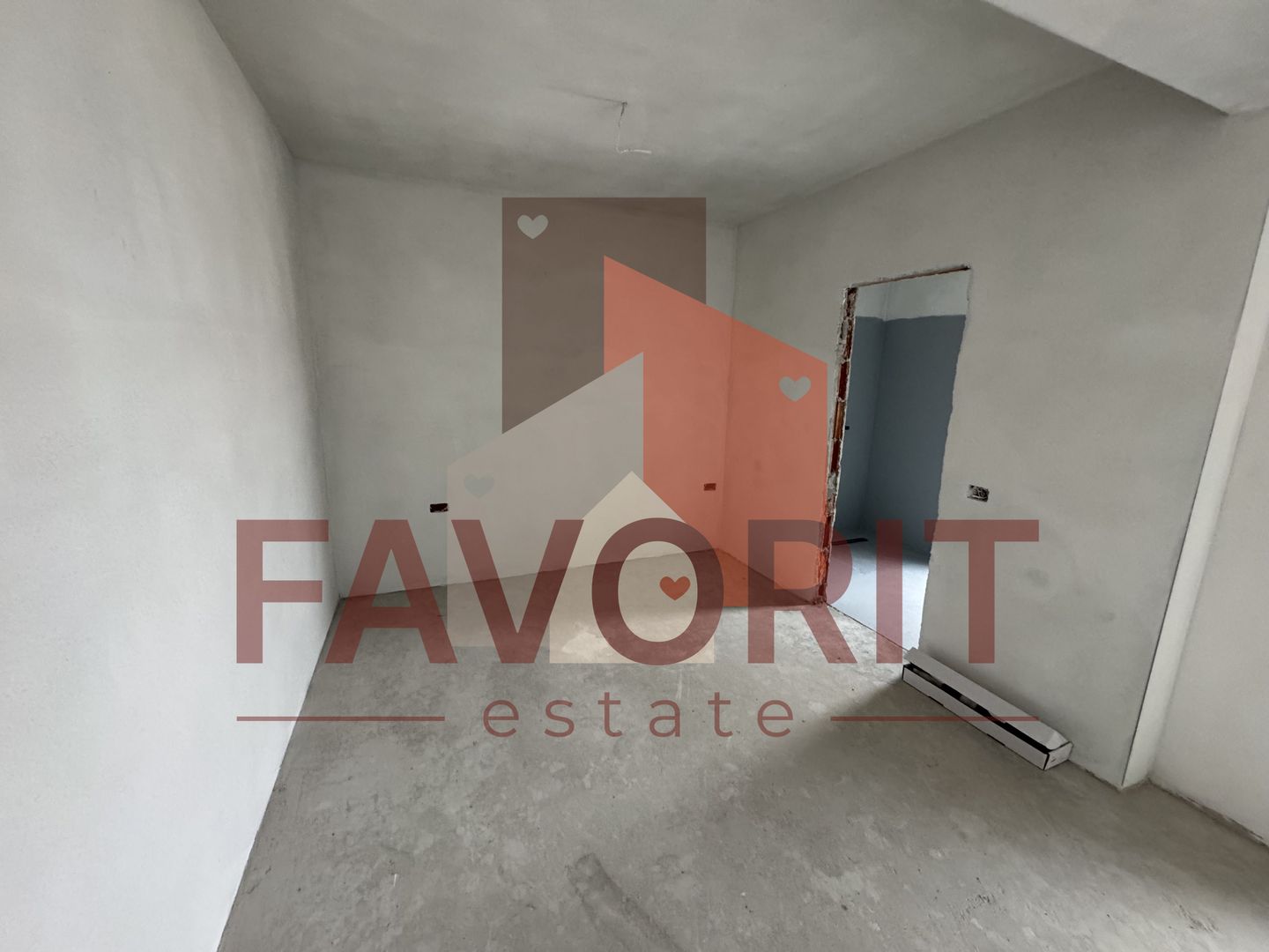 Gradina proprie de 62 mp. Decomandat. 40 mp utili - Poză 2