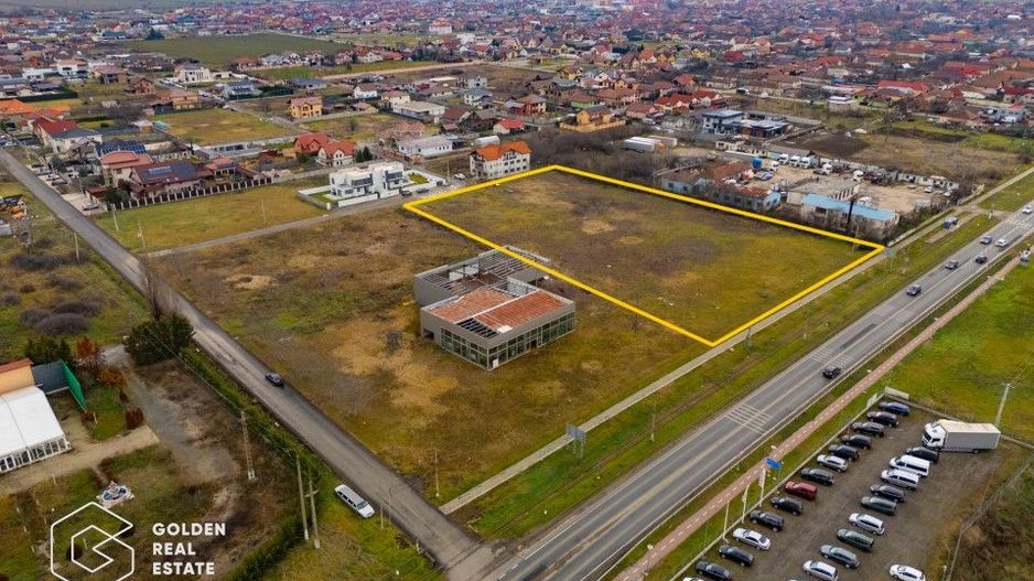 Oportunitate!Teren intravilan 10.000mp,Vladimirescu,perfect pentru bloc sau hala - Poză 3