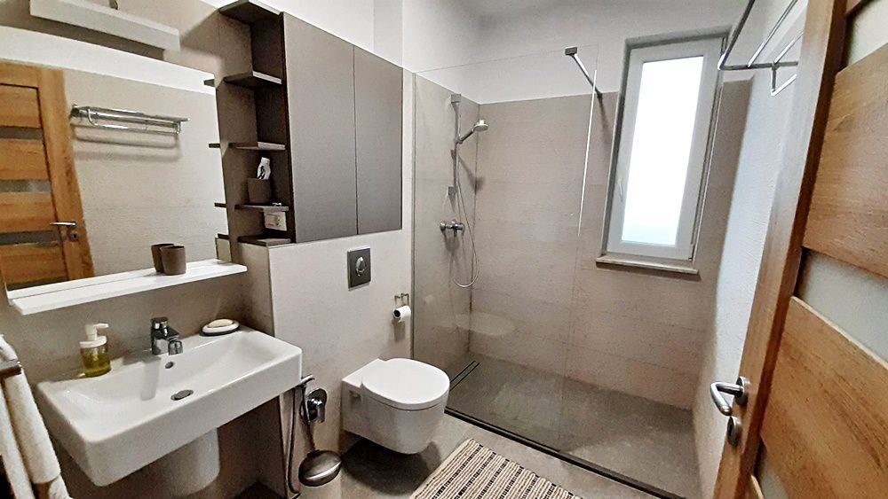 Penthouse cu 5 camere in URBAN PENTHA-zona Coresi - Poză 25