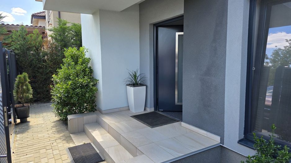 Duplex 4 camere , zona centrala   I Dumbravita I - Poză 1