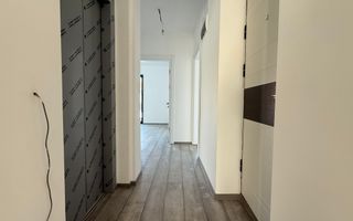 Bloc boutique la cateva minute de metrou Muncii - Poză 16