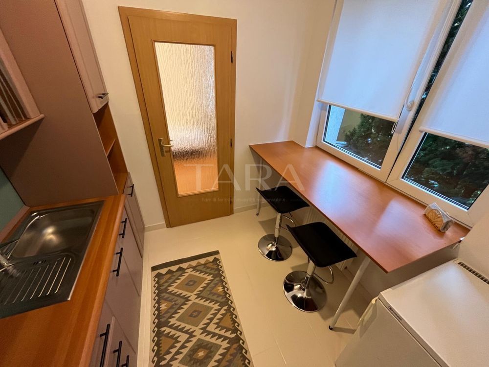 Apartament cu o cameră recent renovat, în zona Liberty. - Poză 1