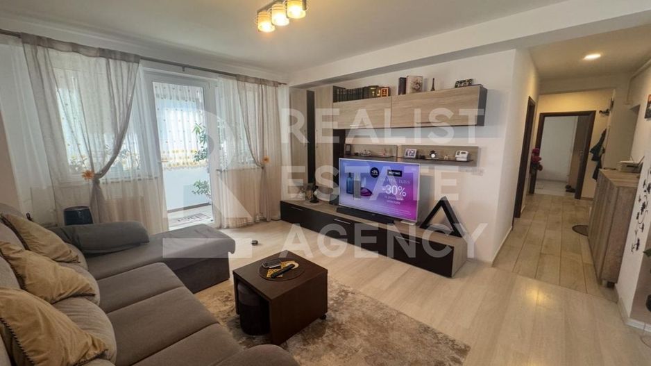 Vânzare, apartament cu 3 camere în zona Militari Residence - Poză 2