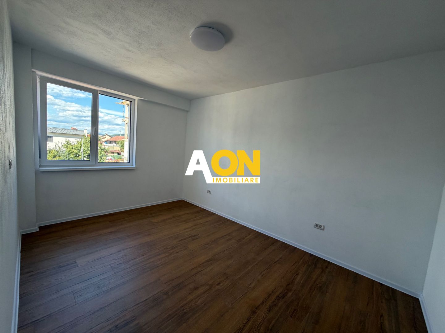 Apartament 3 Camere | Bloc Nou | 2 Băi | 72mp - Poză 3