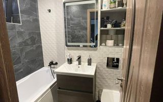 Apartament 2 Camere - Targu Ocna - Renovat - Mobilat - Poză 5