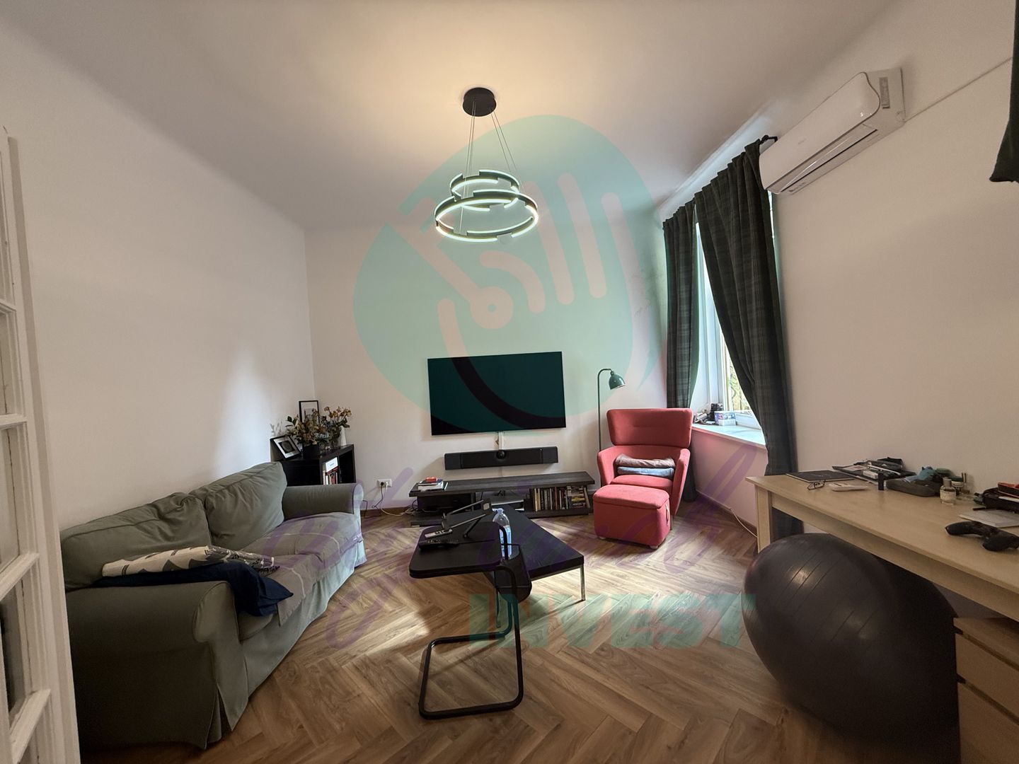 Apartament cochet vila edificata in perioada interbelica - Poză 4