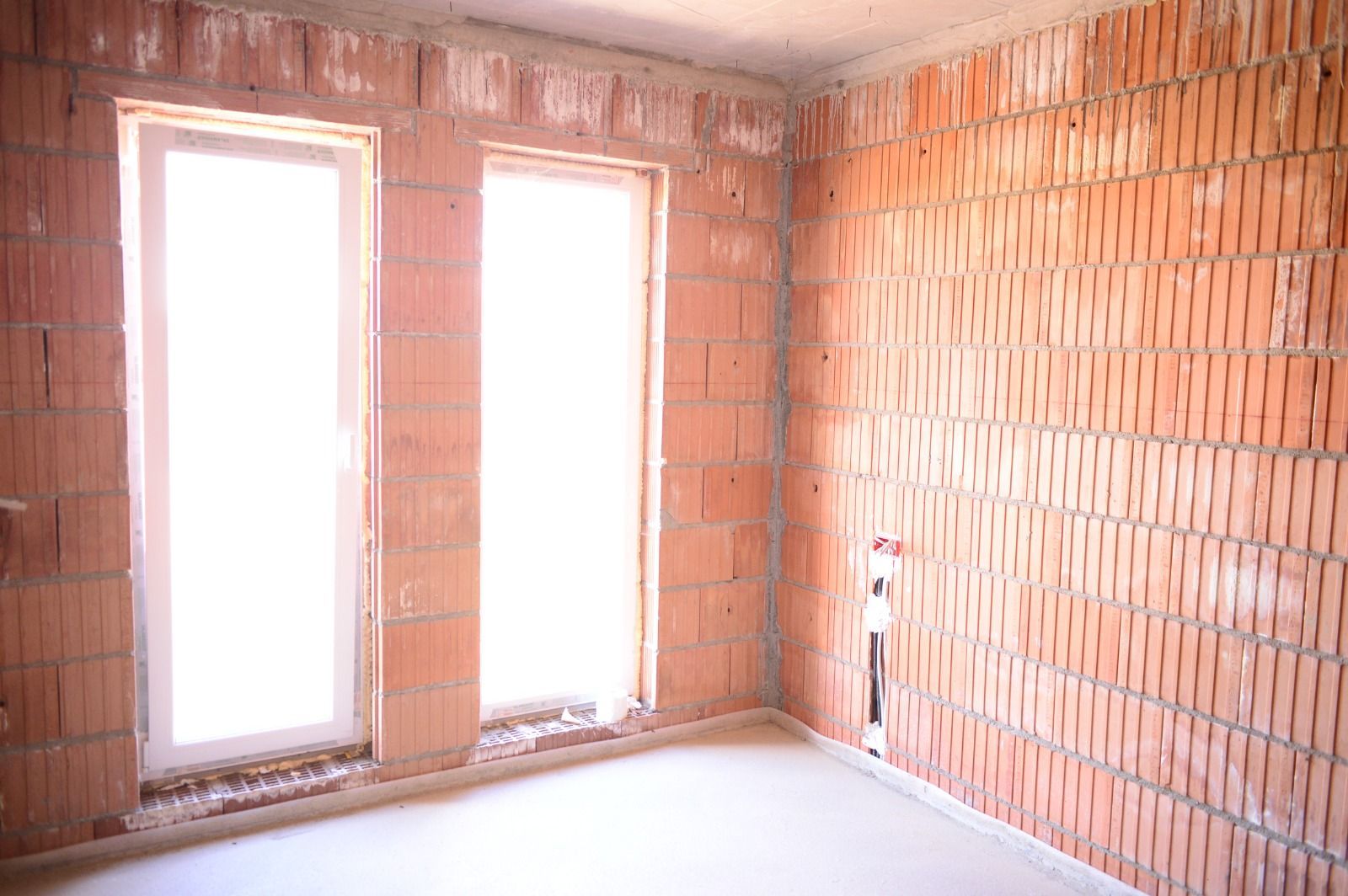 Sanandrei, Duplex pe PArter , 3 Dormitoare, 2 bai, Dresing, Perete Dublu - Poză 14