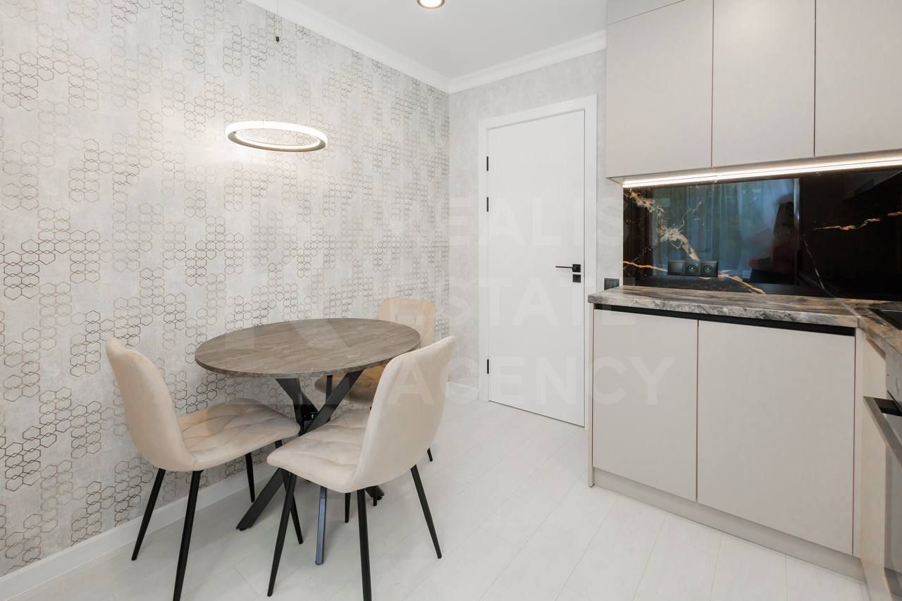 Vânzare, apartament 2 cameră 53 mp, strada Codrilor, Buiucani - Poză 3