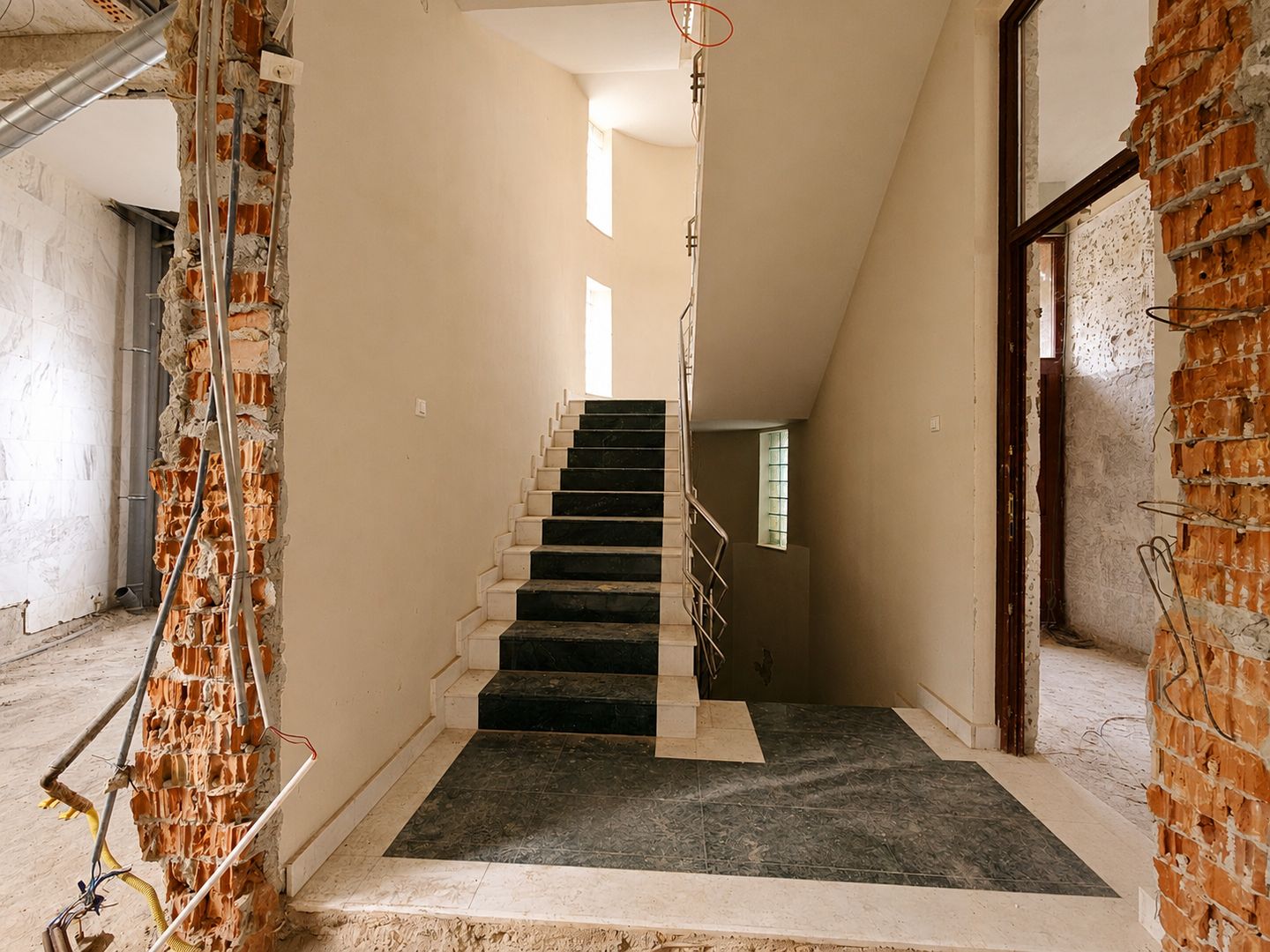 Casă / Vilă de vanzare pe Bulevardul Mamaia Constanta - Poză 17