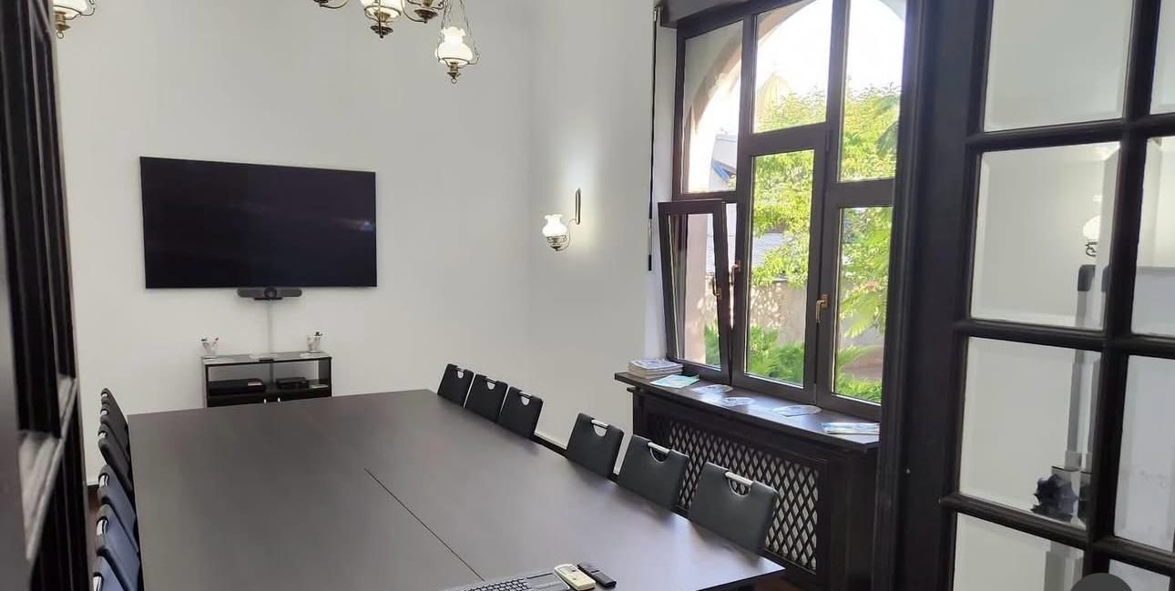 Refined Elegance Meets Urban Functionality in the Heart of Bucharest - Poză 3