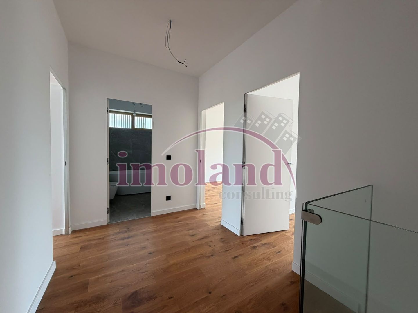 Vanzare - vila noua - 4 camere - Pipera-Iancu Nicolae - Poză 7