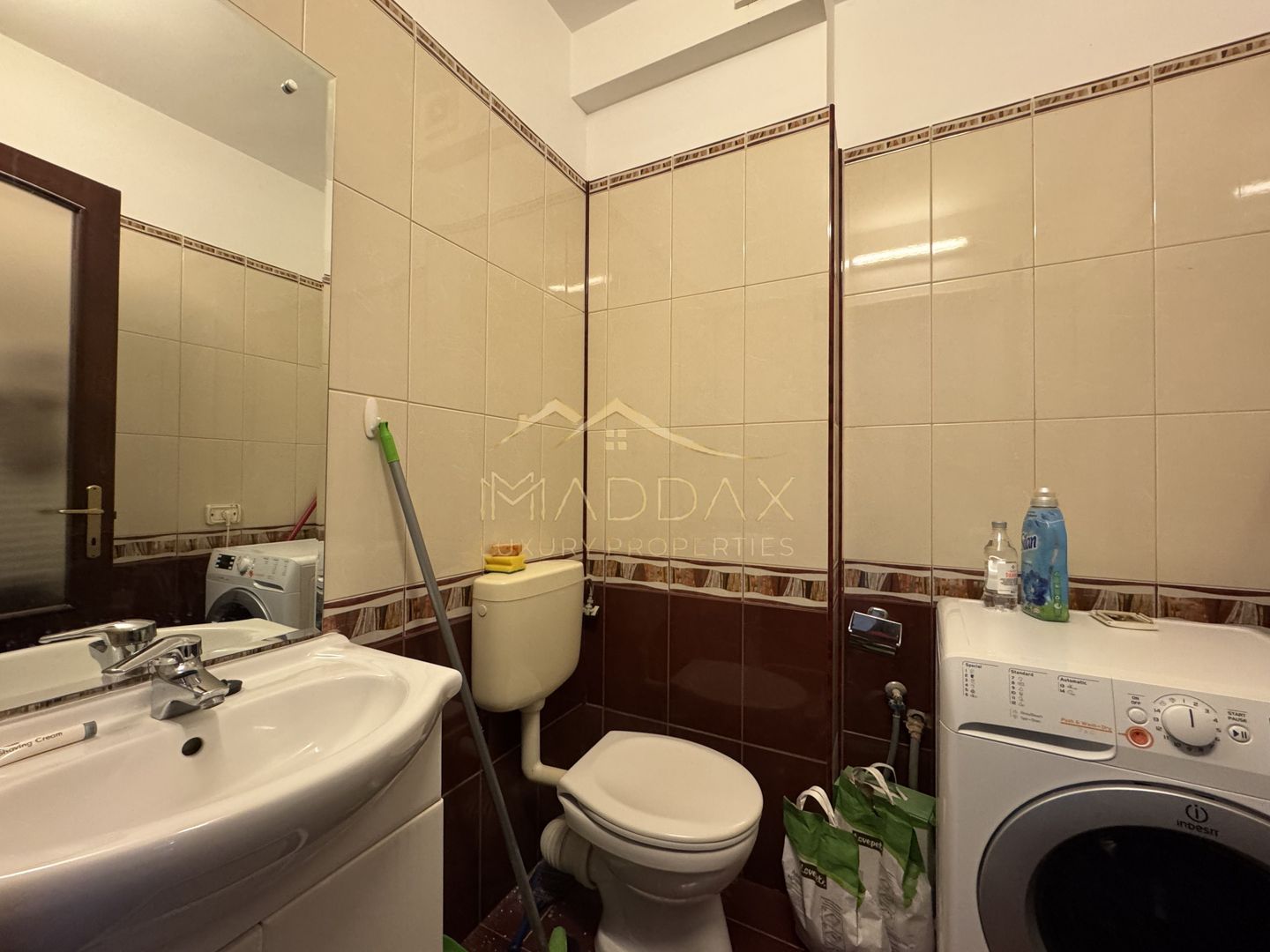 Apartament Elegant de Vânzare – 5 Camere/ 3 Băi, *Arcul de Triumf* - Poză 33