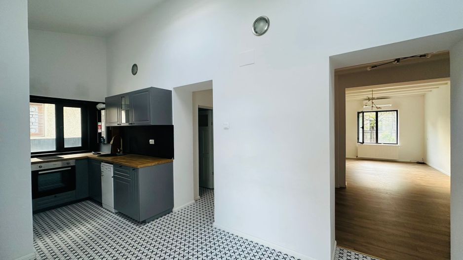 Vila interbelica Floreasca |  P+1+M - Poză 13