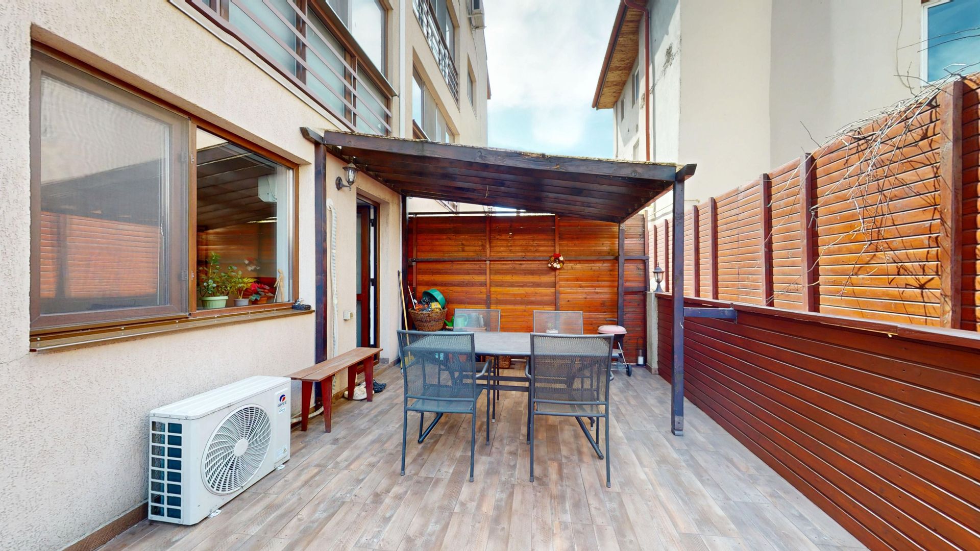 Apartament 4 camere + curte proprie Locatie excelenta – Brancoveanu - Poză 45