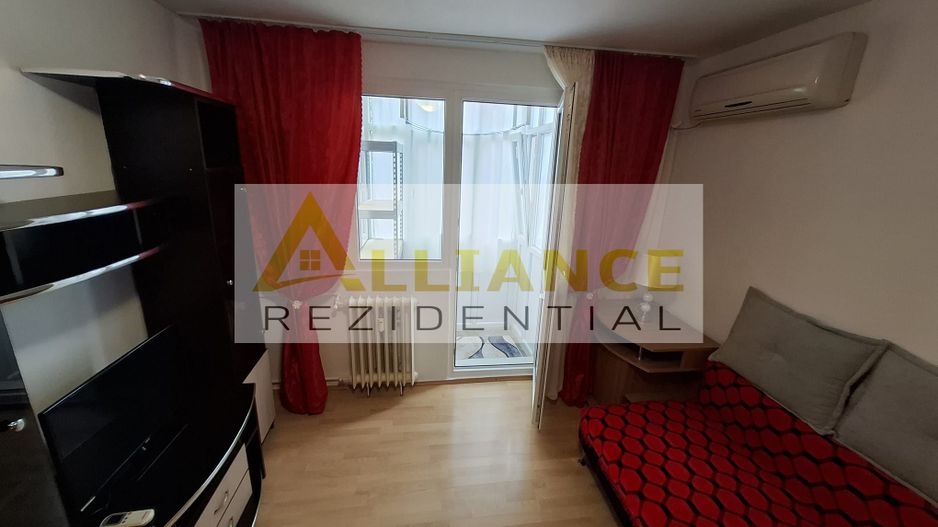 Ap 2 camere,mobilat /utilat,la 2 minute de STB si tramvai. - Poză 3