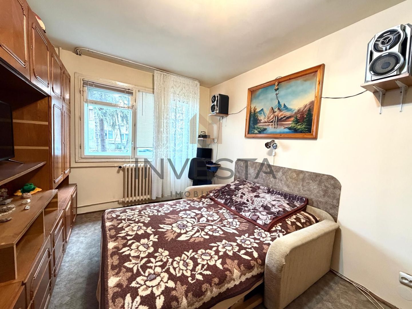 Apartament cu 3 camere pe Aleea Padin ! - Poză 1