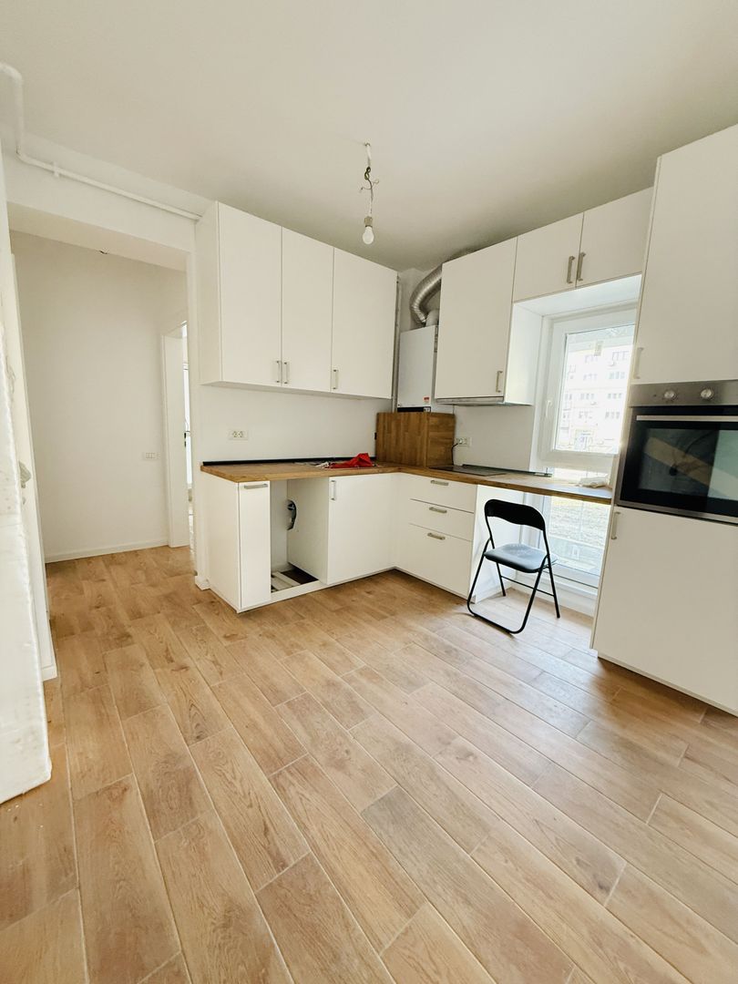 Soarelui- Sud Plaza | 2 Camere | Loc De Parcare. - Poză 3