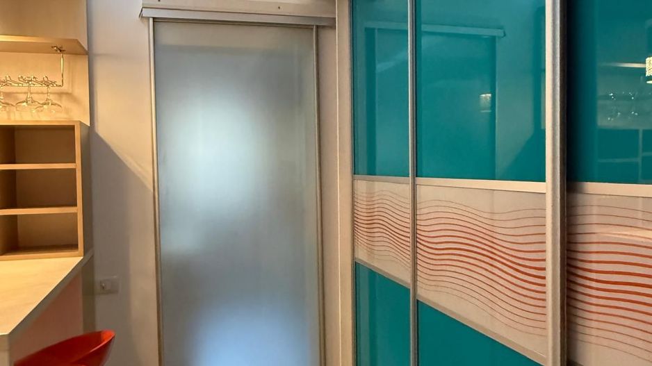 Apartament primitor 2 camere | Finisat modern | Lângă metrou Favorit - Poză 5