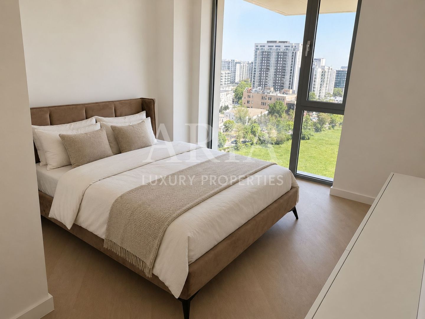 APARTAMENT 4 CAMERE FIRST RENT - Poză 12
