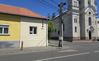 De Vânzare Casă 2 camere P-ȚA Mică - Poză 1