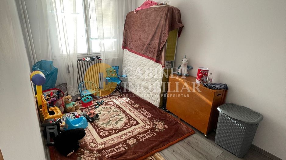 PODU ROS - 3 CAMERE - ETAJUL 1 - MOBILAT SI UTILAT - Poză 4