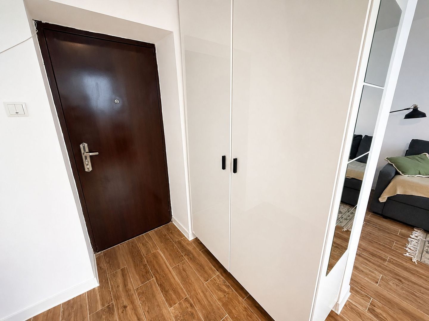 Garsonieră renovată Vilă interbelică 1932 Piața Romană | 28 mp Demisol - Poză 7