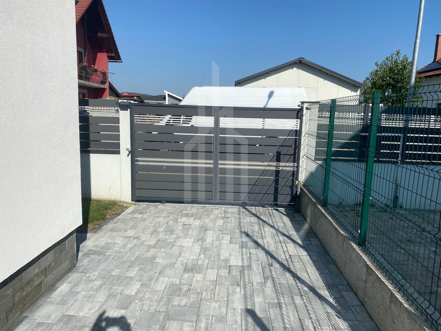 Casă de vânzare cu 4 camere | Loc. Cristian-Sibiu - Poză 2