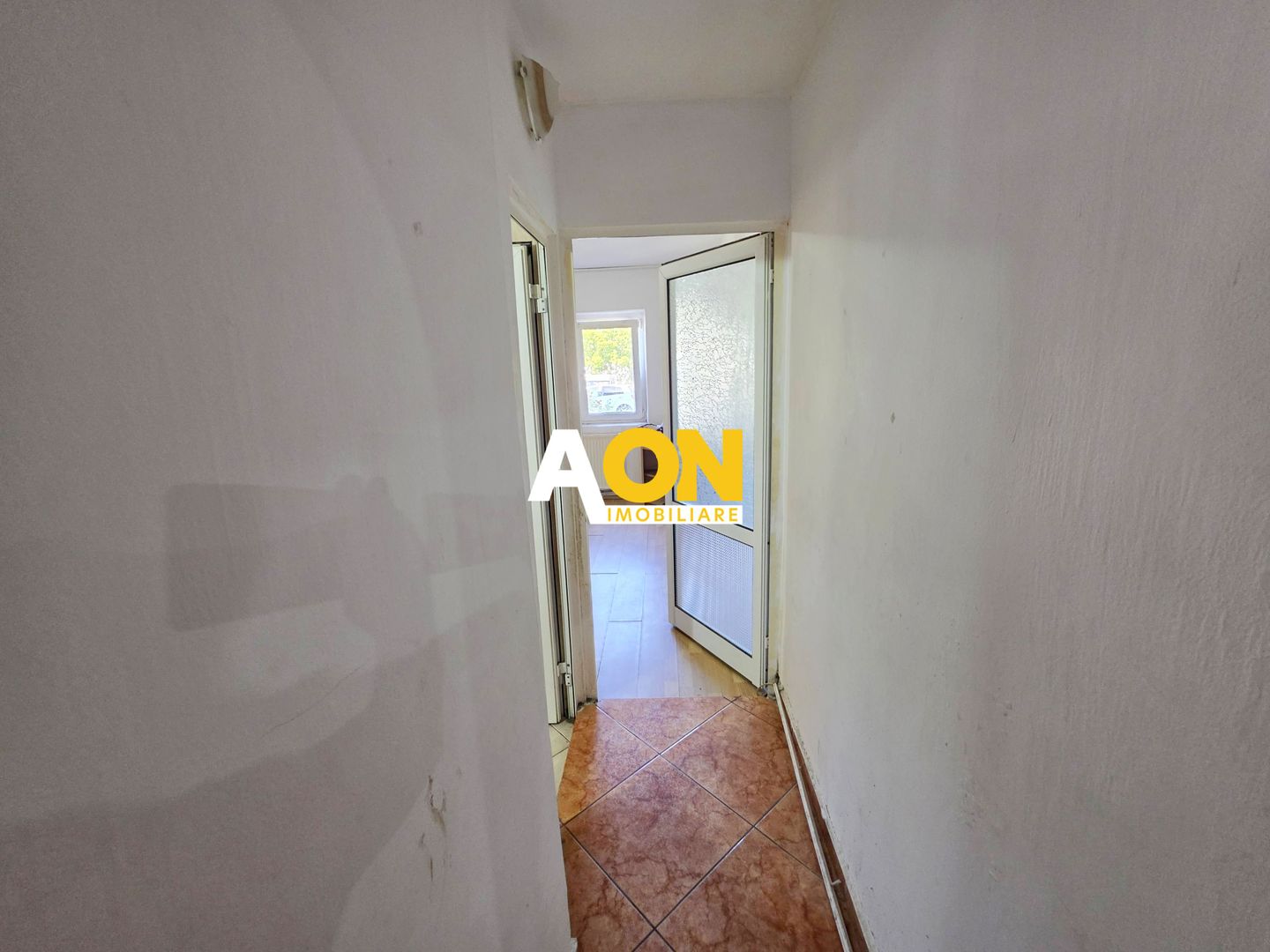 Apartament 2 camere, decomandat, 48 mp utili,  mobilat, zona Prestige - Poză 6