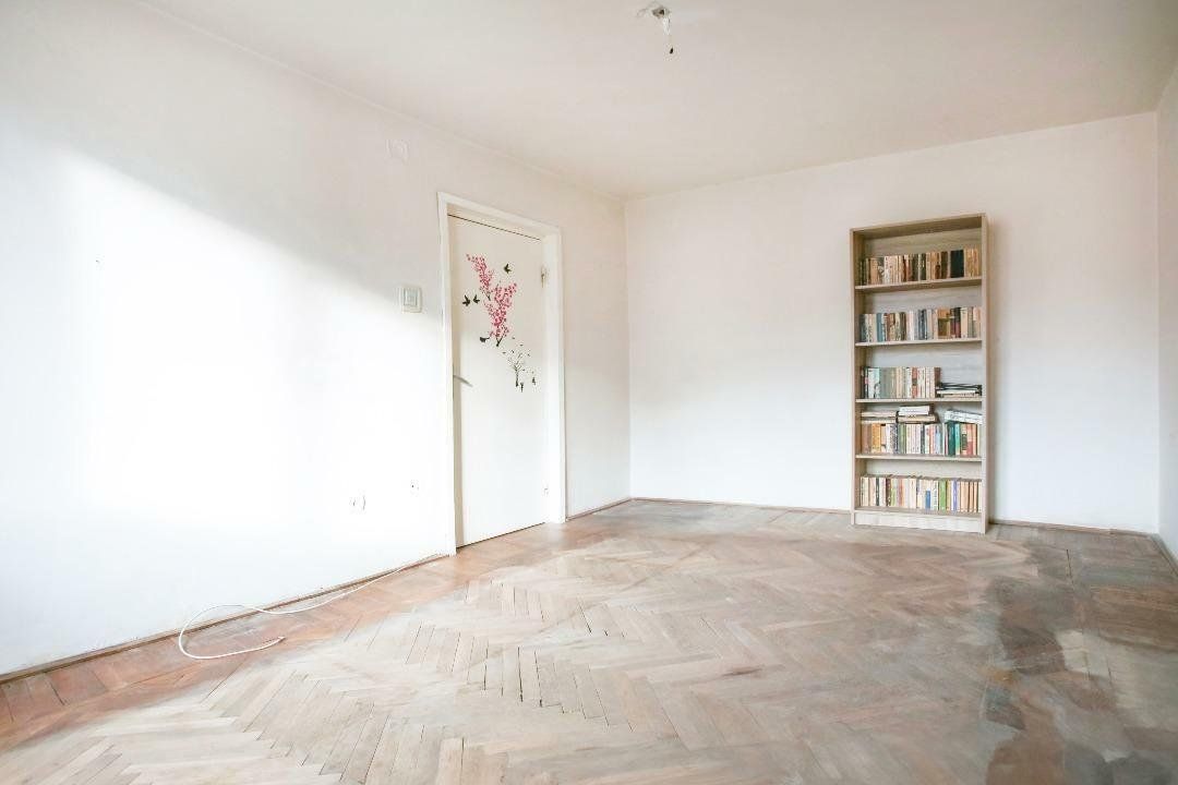 Apartament 3 camere Mircea cel Bătrân confort 1 sporit - Poză 2