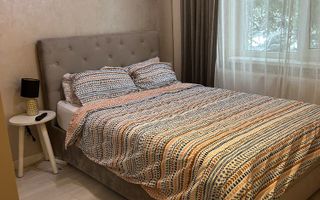 Apartament 3 camere de vanzare  Gorjului - Poză 2