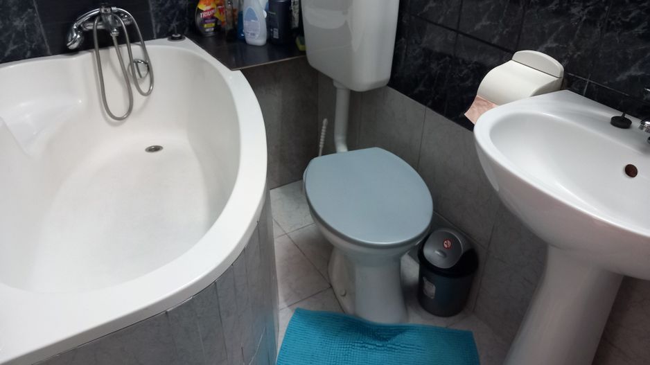 BRASADAS vinde casa curte comuna 3 cam 77mp HALA TRAIAN - Poză 11