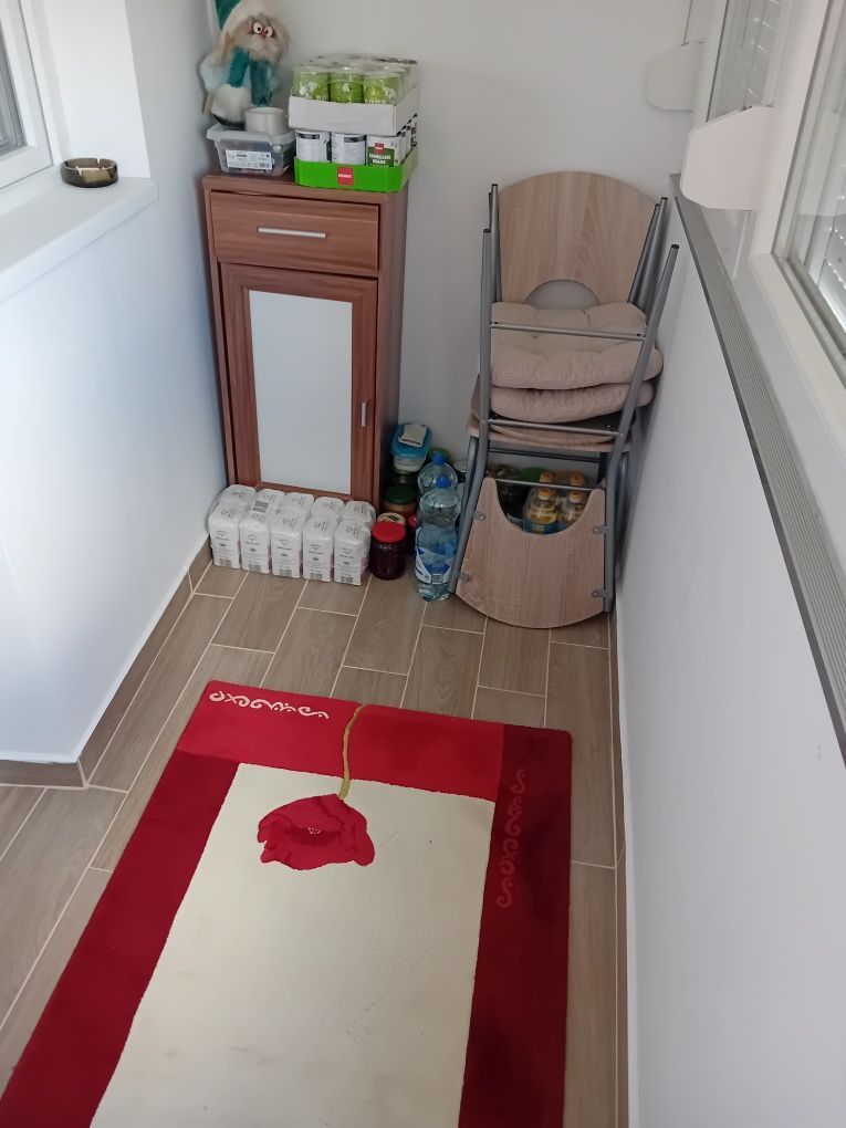 BRASADAS vinde ap 2 cam in 14 Mai etajul 3. - Poză 1