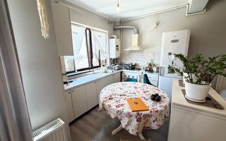 Apartament cu 2 camere la etajul 1 in Giroc - Poză 4