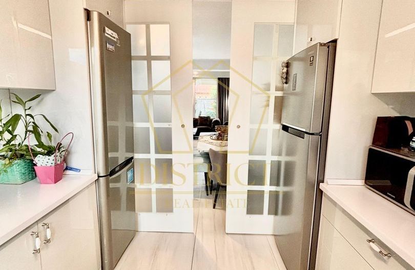 Casa individuala de Lux cu 5 camere, 4 bai si dressing in Braytim la asfalt. - Poză 6