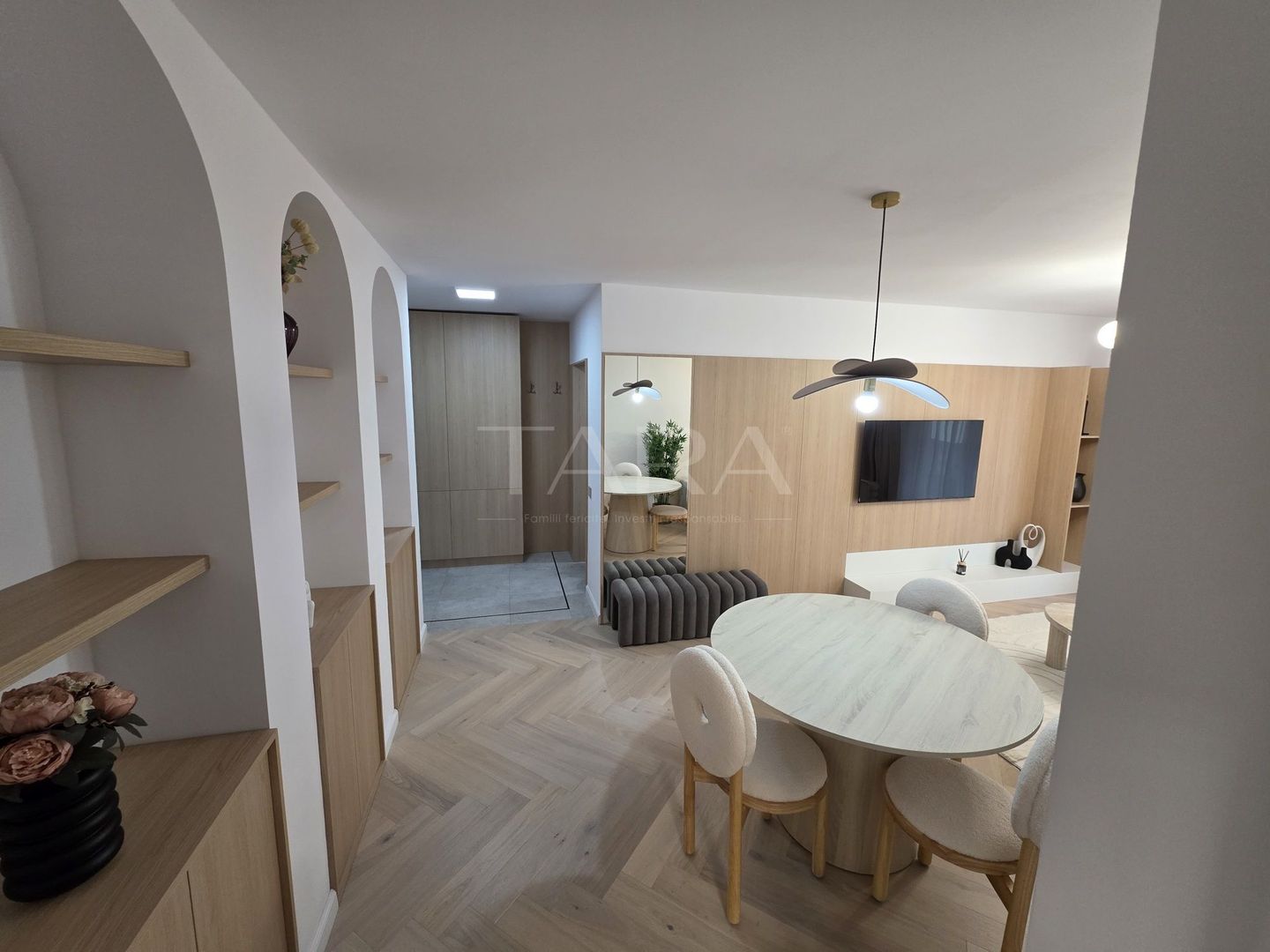 Apartament elegant cu terasă și finisaje premium – gata de mutare. - Poză 6