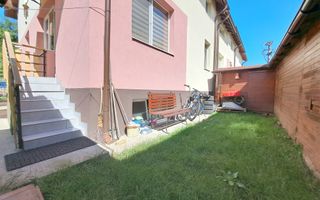 Casa 206 mp utili + pod 60 mp, 4 parcari, 304 mp teren - Poză 4