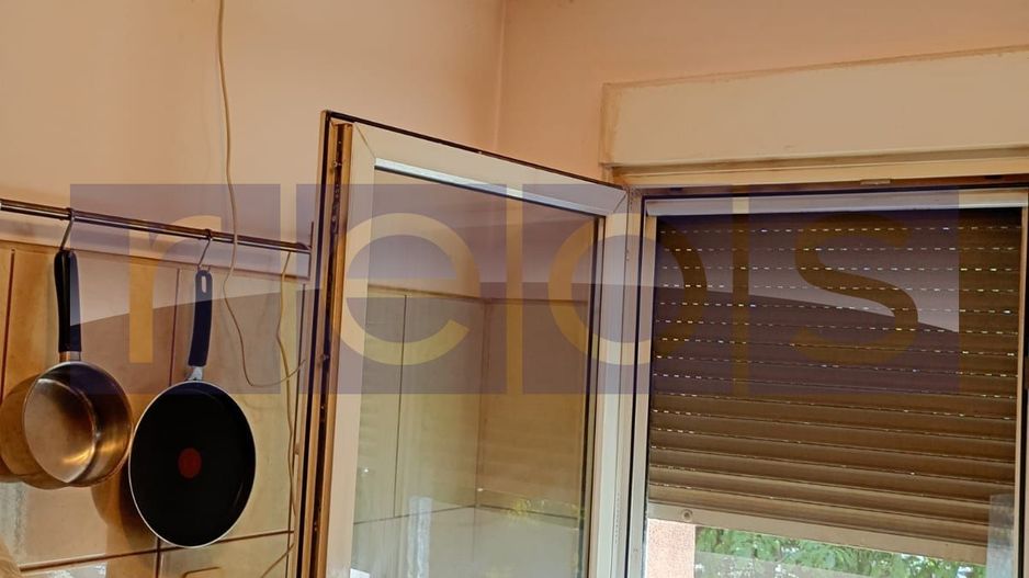 VANZARE - 2 - CAMERE - SEMIDECOMANDAT- Bd. Alexandru Obregia - Poză 2