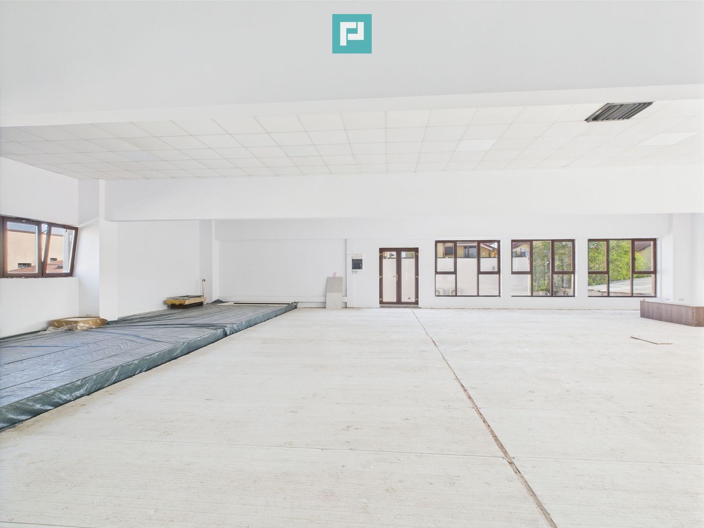 Spații Comerciale între 70 și 350 mp în Dumbrăvița - Poză 4