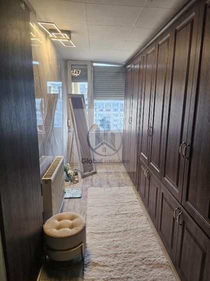 Apartament 2 camere , bd unirii , stradal - Poză 3