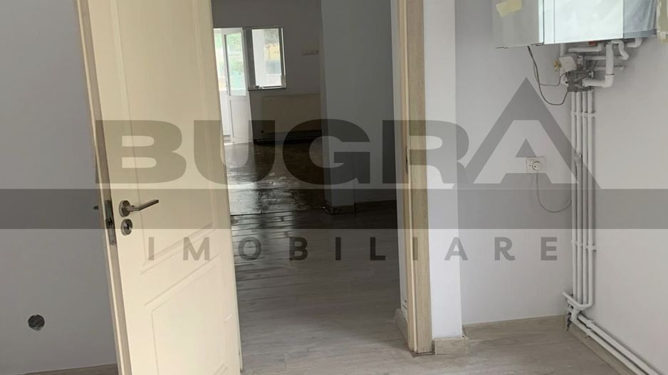 Spatiu comercial 105 mp, vad excelent, zona Pritax - Poză 17