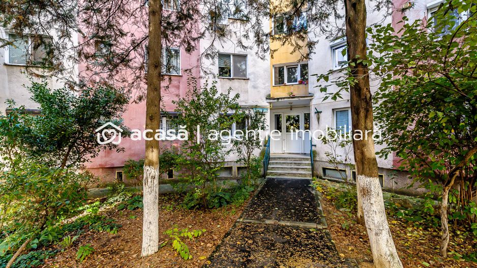 REZERVAT! Apartament 5 camere în Micălaca - Poză 10