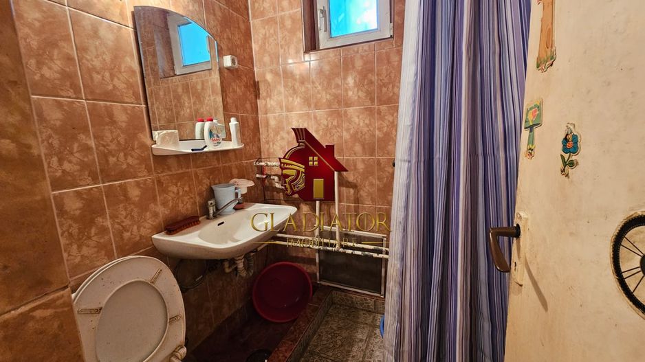 Apartament 2 camere Tudor Vladimirescu Tatarasi strada Ciurchi nu rata - Poză 4