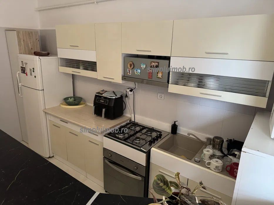 Aparatorii Patriei 2 Camere 2010 Modern Sector 4 - Poză 5