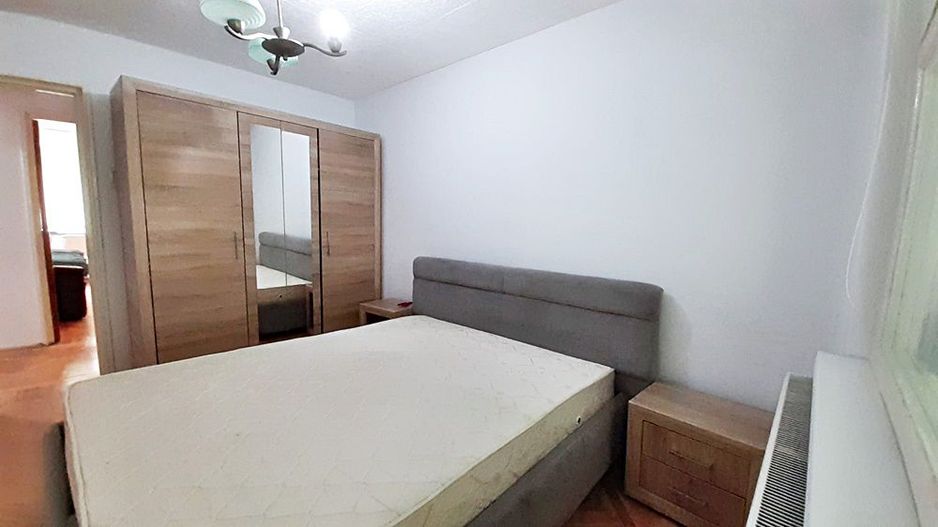 B-dul Victoriei apartament cu 3 camere,  zona foarte linistita, 90000 euro - Poză 6