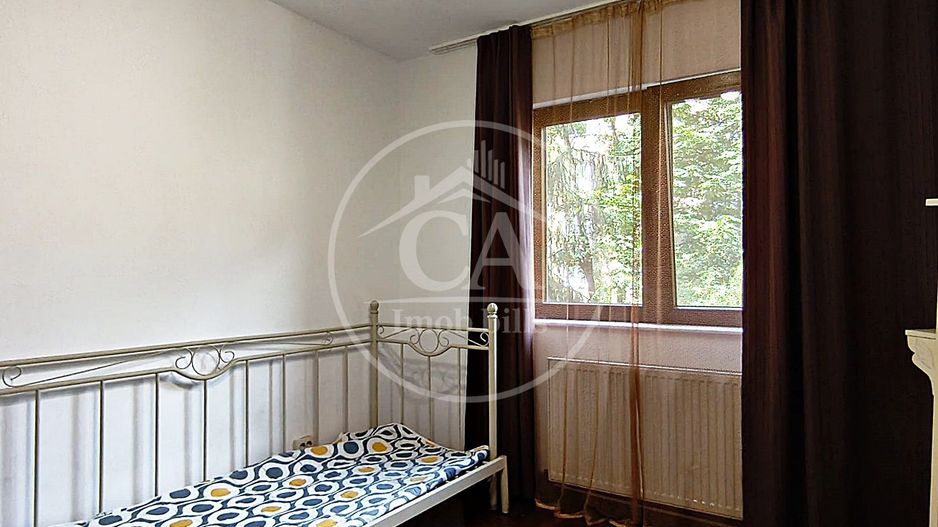 Apartament de închiriat cu 4 camere în zona Rogerius, Oradea - Poză 9