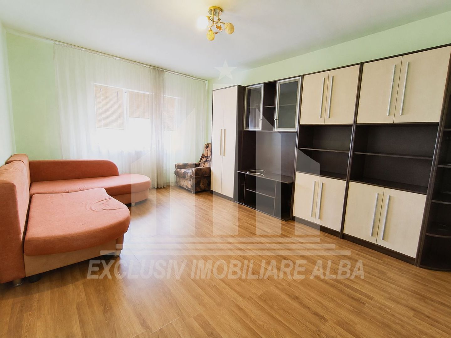Apartament 3 camere decomandate | 64 mp | Cetate-Mercur - Poză 1