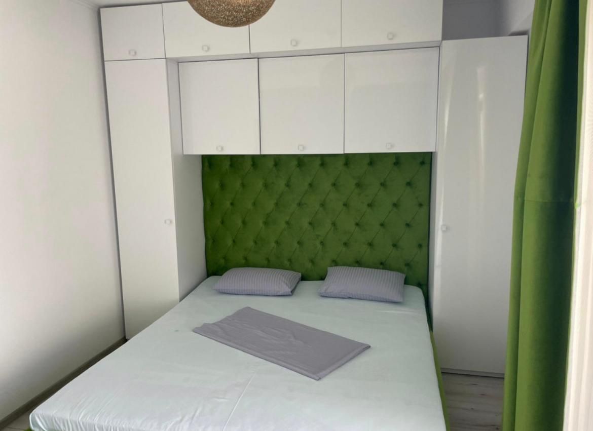 Apartament 2 cam. de vanzare 61mp + terasa 15 mp la 30 m de plaja - Mamaia Nord - Poză 11